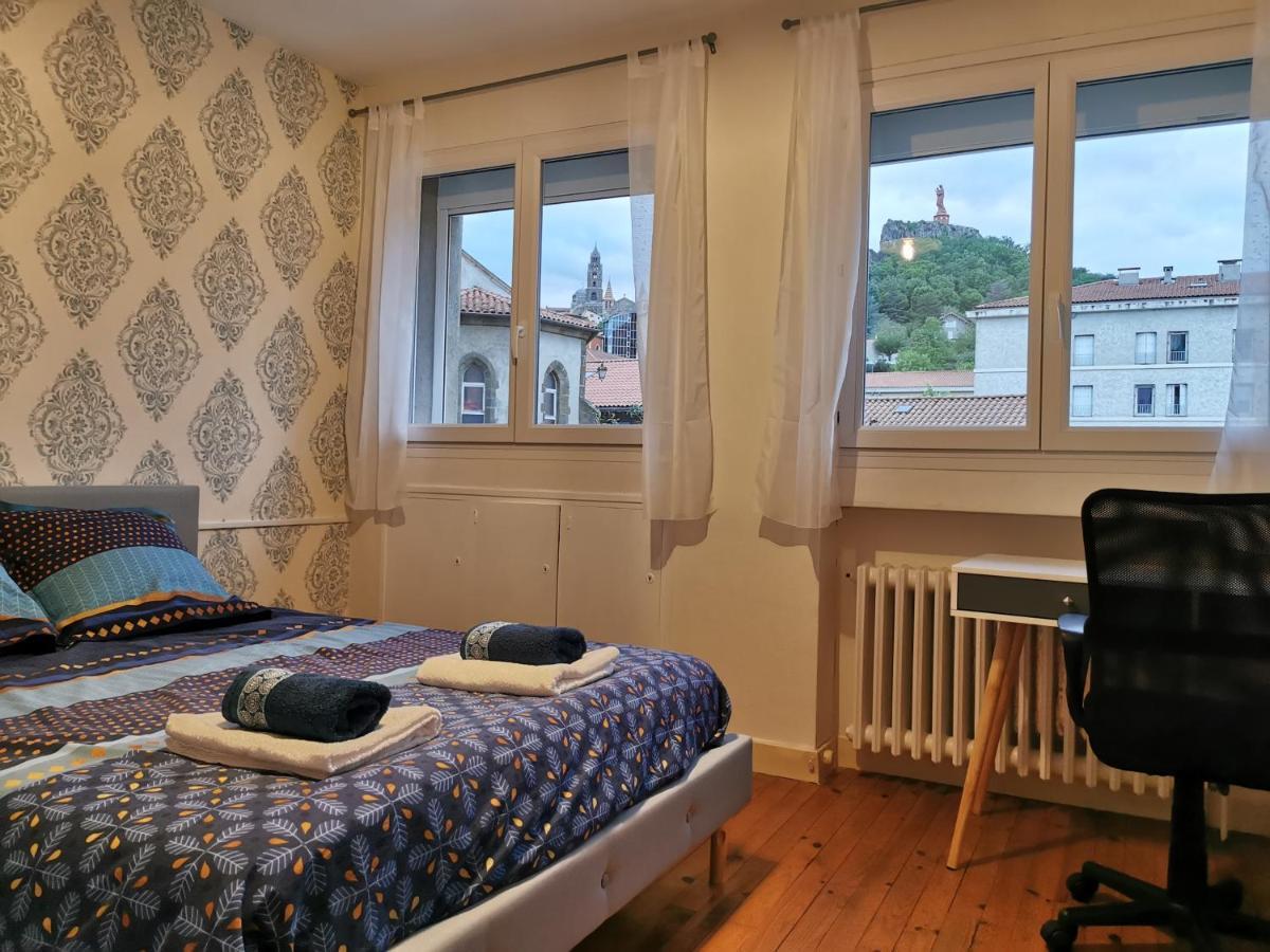 Chambre privée dans appart partagé avec vue sur les monuments Le Puy-en-Velay Extérieur photo