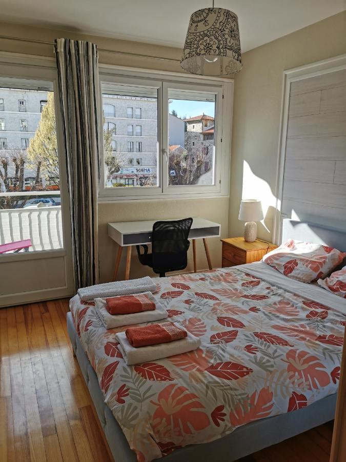 Chambre privée dans appart partagé avec vue sur les monuments Le Puy-en-Velay Extérieur photo